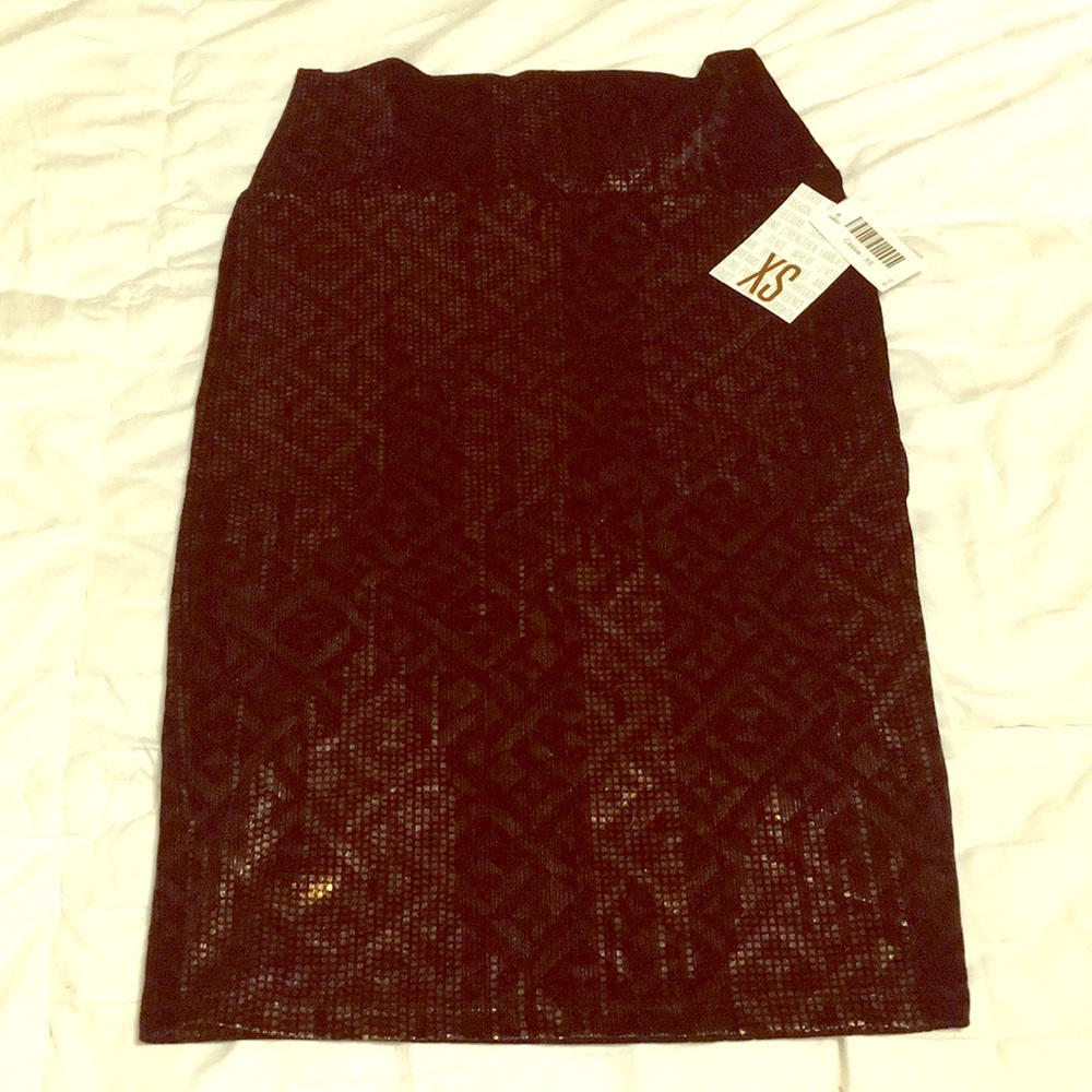 Lularoe elegant Cassie-size XS, NWT
